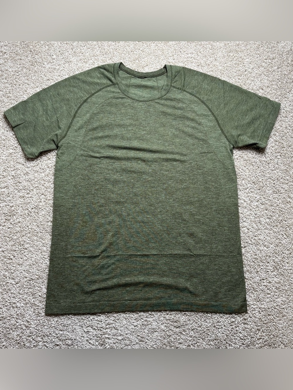 Lululemon Metal Vent Tech Short Sleeve